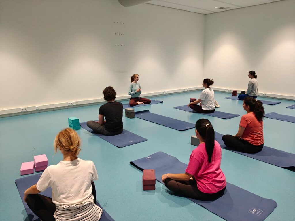Yoga op locatie in Rotterdam